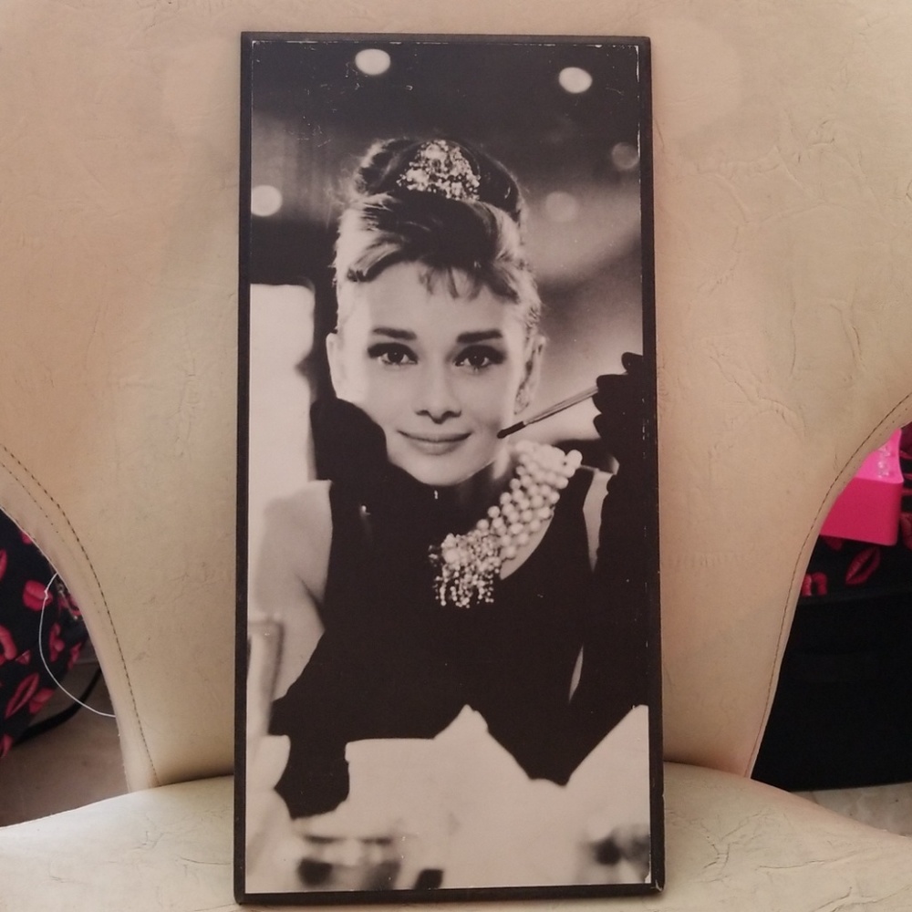 Audrey Hepburn black & white hanging picture